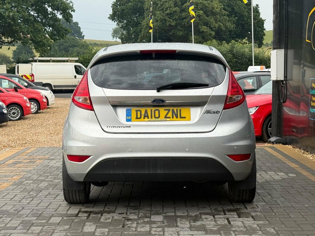 Ford Fiesta 1.4 Titanium Silver #4