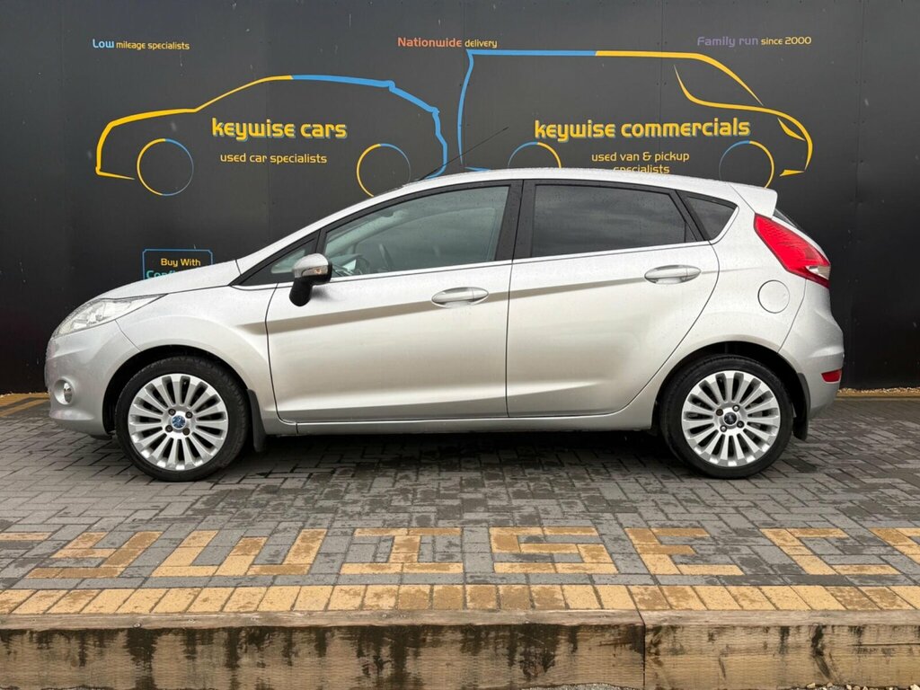 Ford Fiesta 1.4 Titanium Silver #2