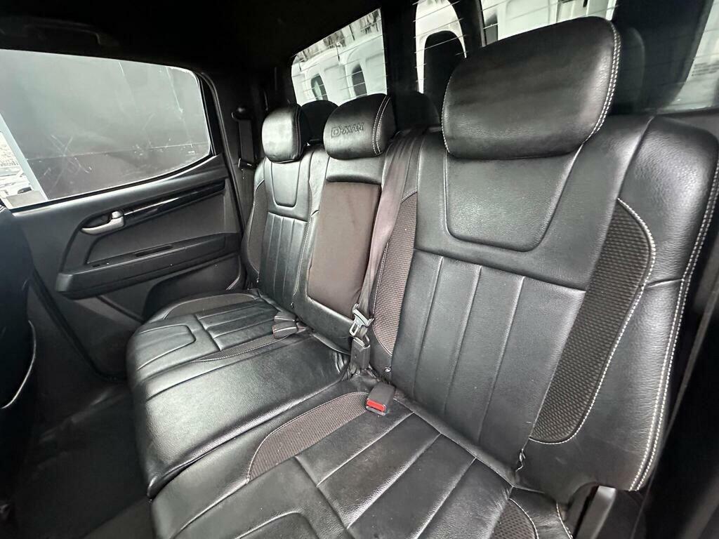 Isuzu D-Max Pickup 2.5 Td 4X4 201666 Grey #16