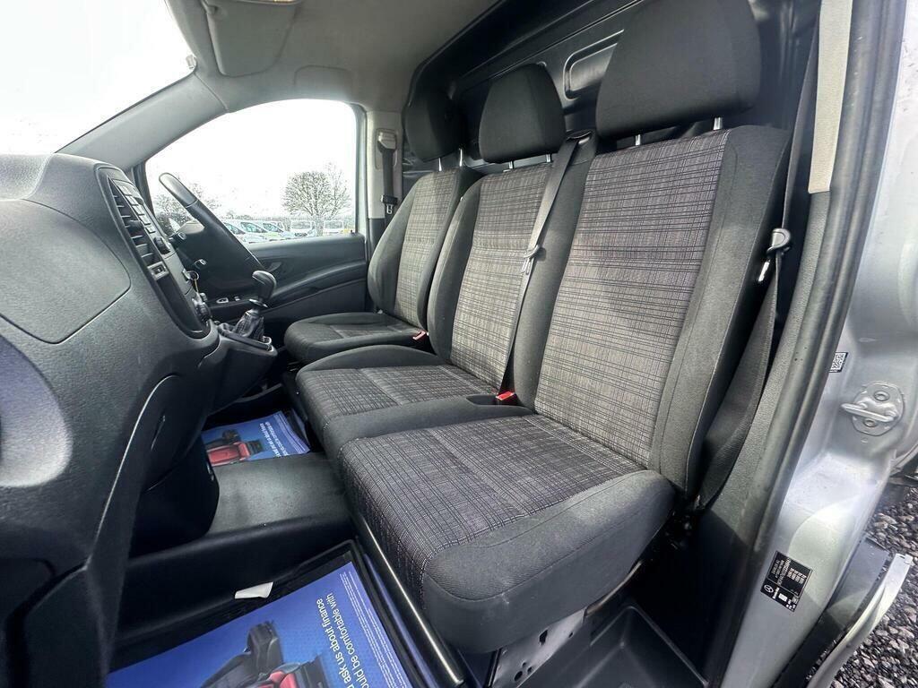 Mercedes-Benz Vito Mpv Blue #17