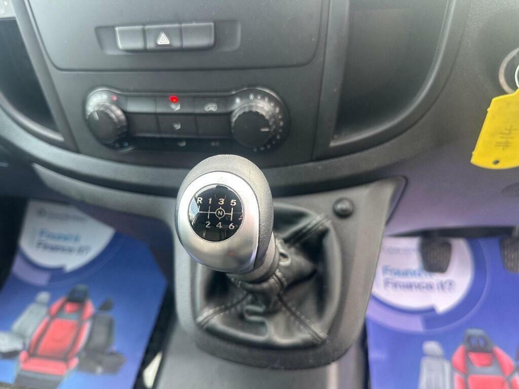 Mercedes-Benz Vito Mpv Blue #22