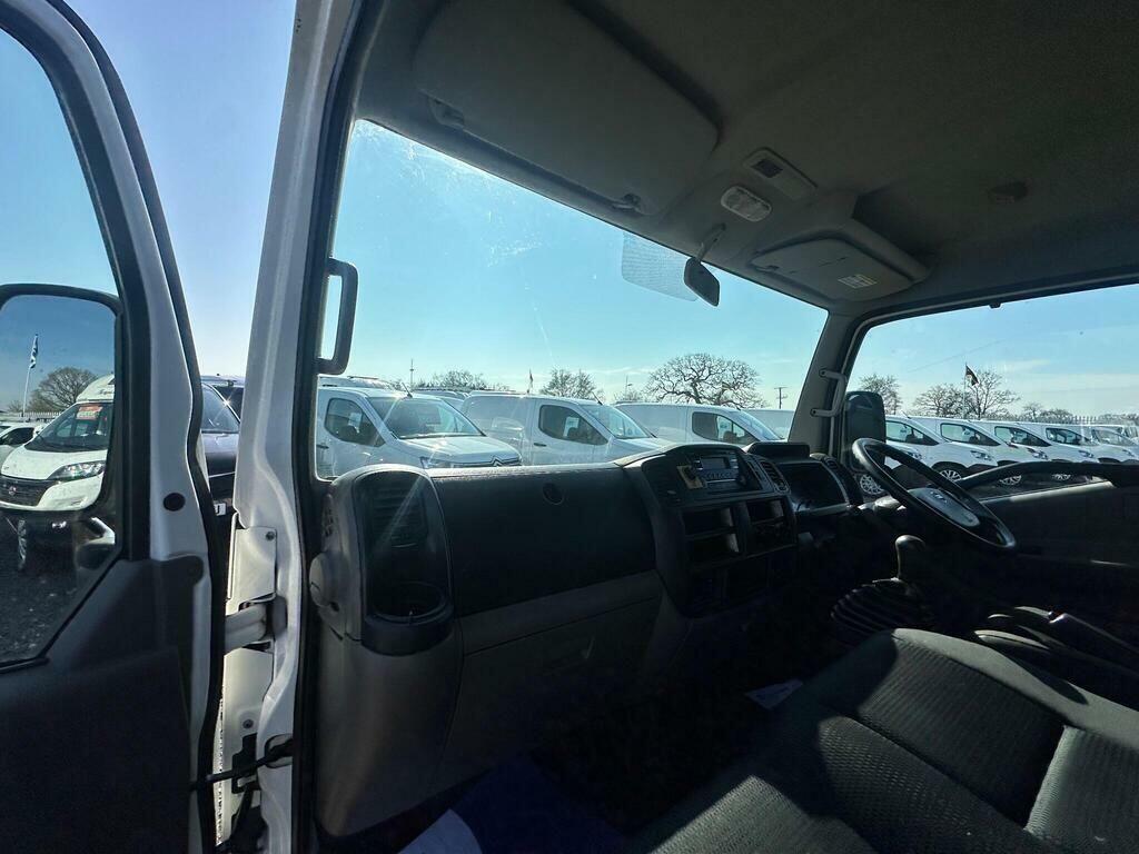 Nissan NT400 Diesel Grey #14