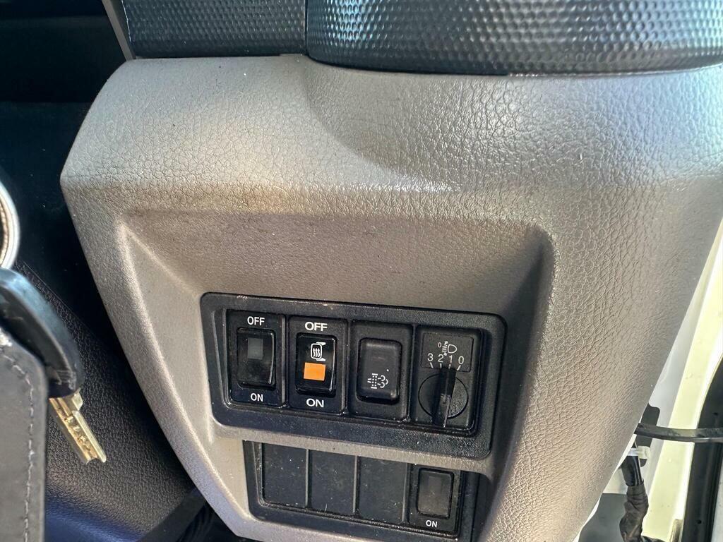 Nissan NT400 Diesel Grey #18