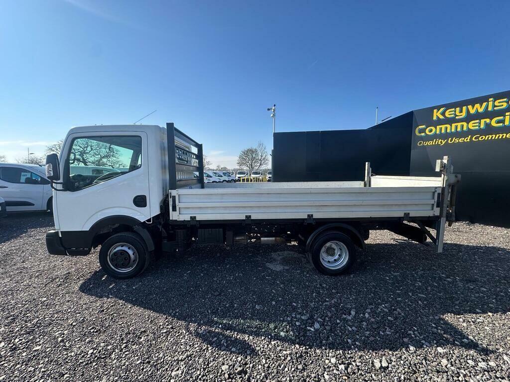 Nissan NT400 2.5 Dci 35.14Dropside L2 H1 23 White #4