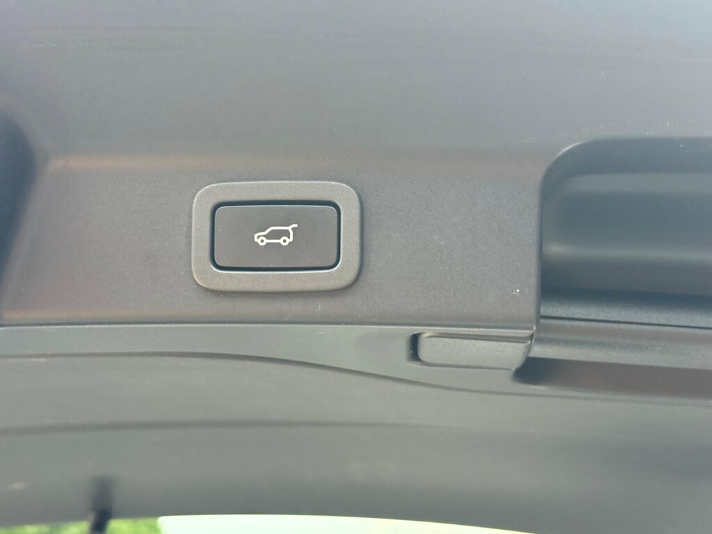 Jaguar F-Pace V6 Sport Awd White #23