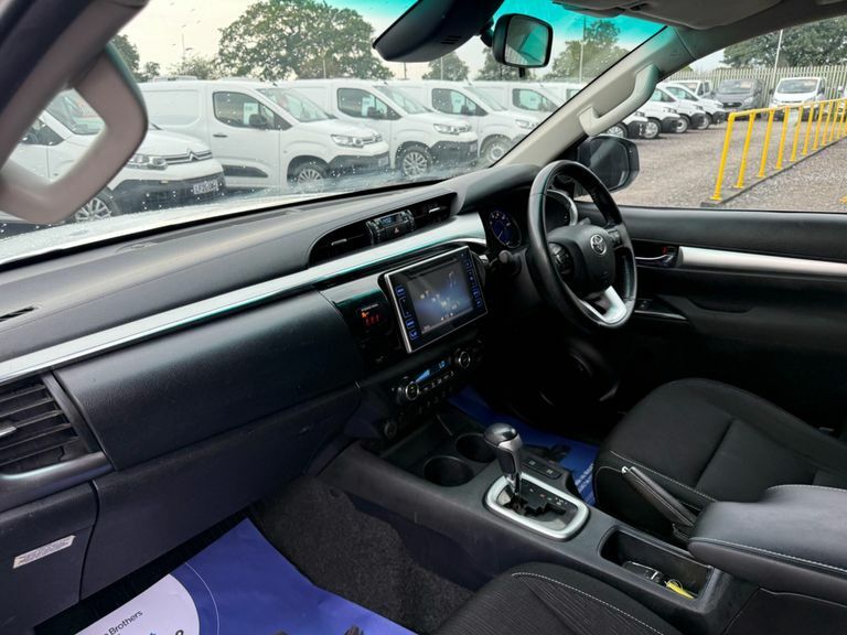 Toyota HILUX Active 4Wd D-4d Ecb Blue #20