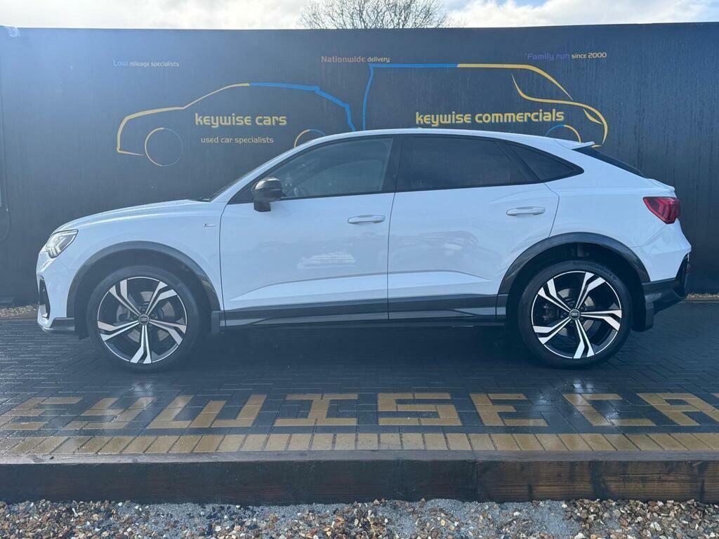 Audi Q3 2.0 Tdi 40 Black Edition Sportback S Tronic Quattr White #2