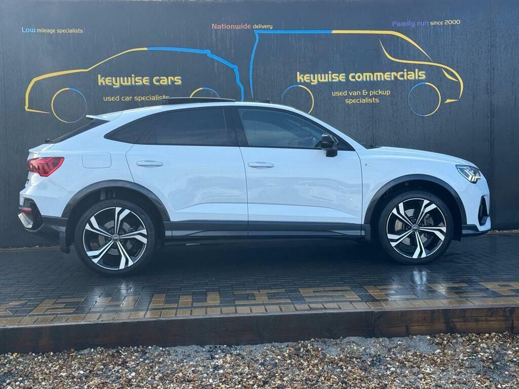 Audi Q3 2.0 Tdi 40 Black Edition Sportback S Tronic Quattr White #6