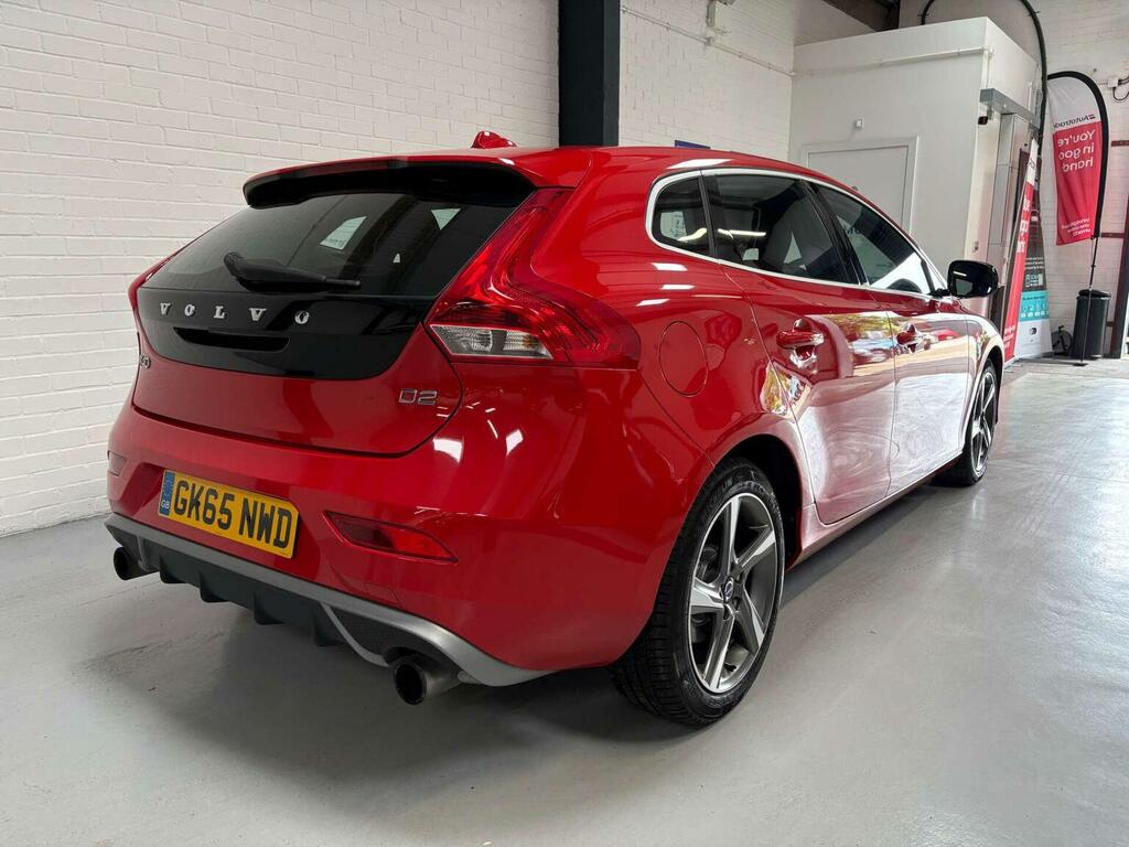 Volvo V40 Hatchback 1.6 D2 R-design Euro 5 Ss 20156 Red #6