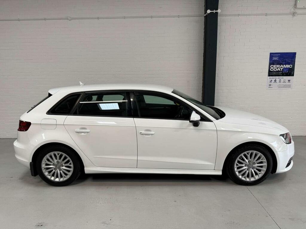 Audi A3 Sport Red #4