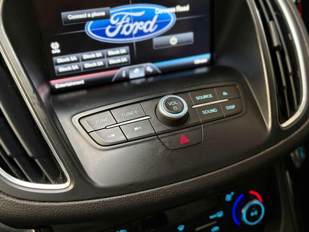 Ford C-Max Zetec  #44