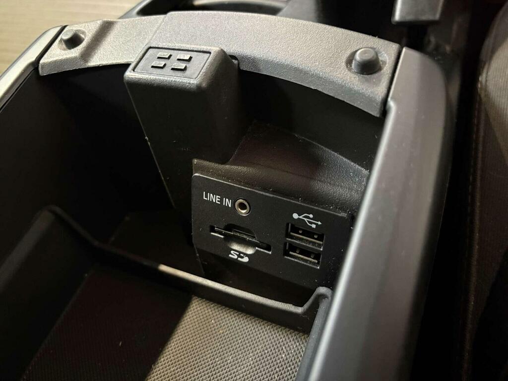 Ford C-Max Zetec  #51