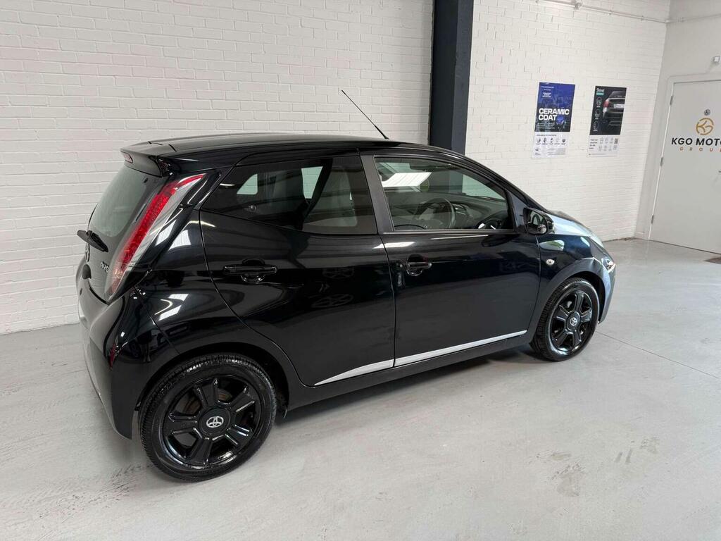 Toyota Aygo 1.0 Vvt-i X-clusiv X-shift Euro 5 Euro 5 Black #5