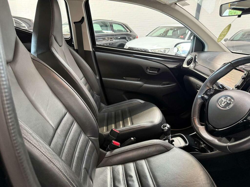 Toyota Aygo X Cite Orange #23