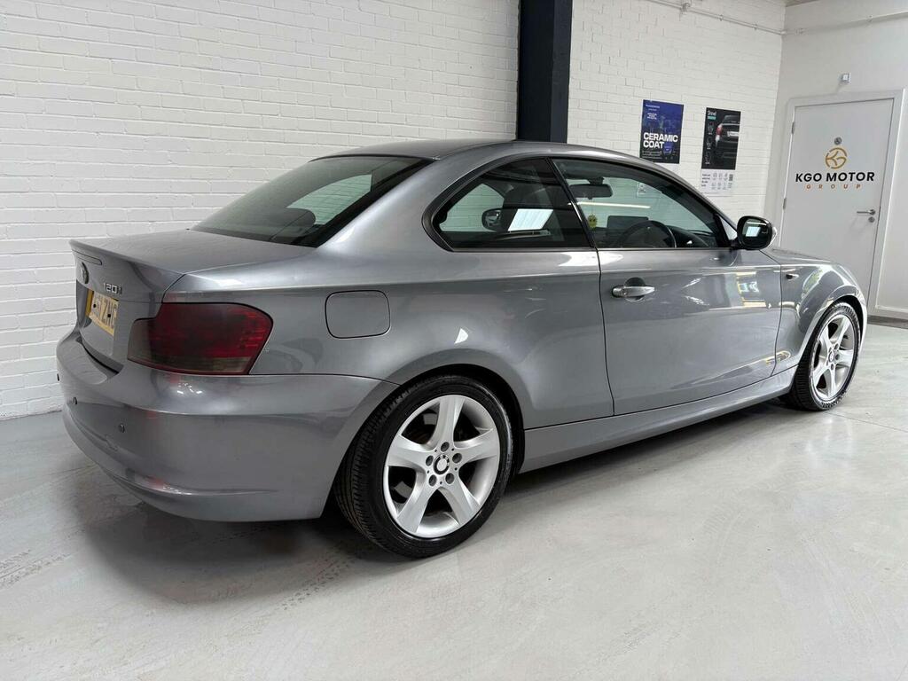 BMW 1 Series 116I Sport Black #4