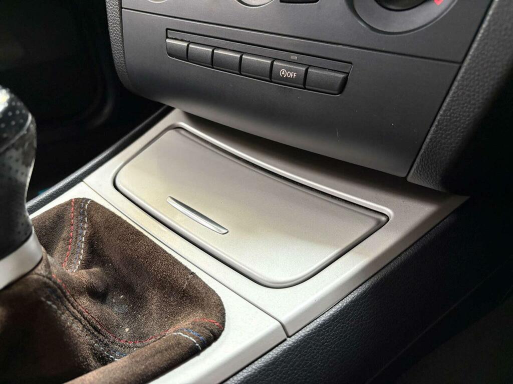 BMW 1 Series 116I Sport Black #51