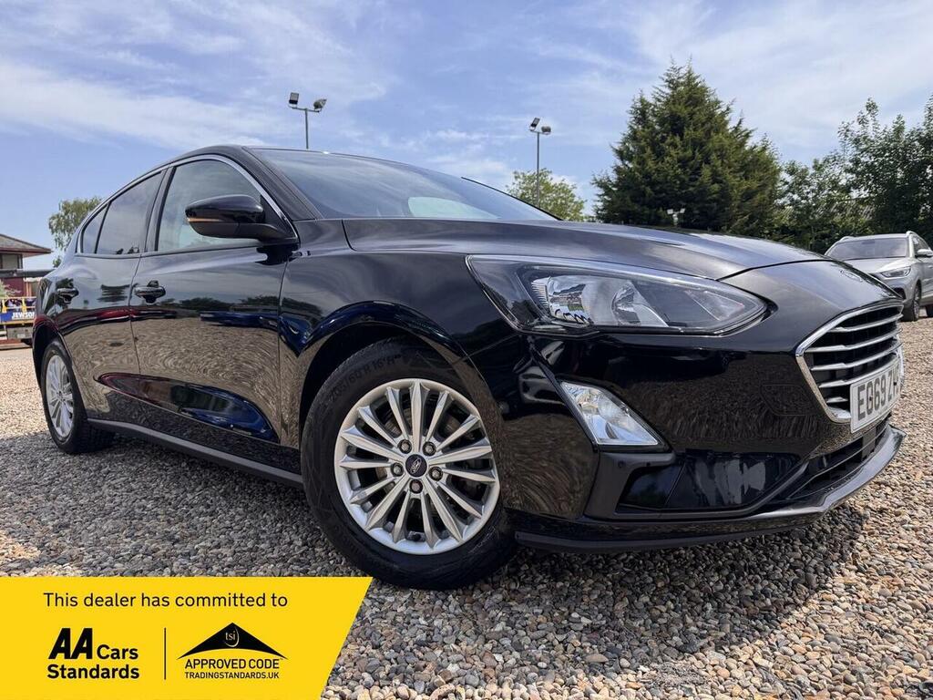 Ford Focus 1.0T Ecoboost Titanium Euro 6 Ss Black