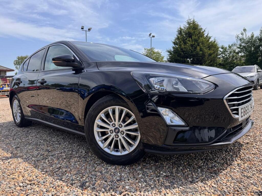 Ford Focus 1.0T Ecoboost Titanium Euro 6 Ss EO69ZVE Black #3