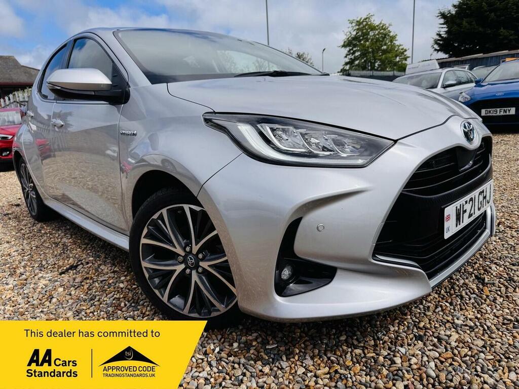 Toyota Yaris 1.5 Vvt-h Excel E-cvt Euro 6 Ss Silver
