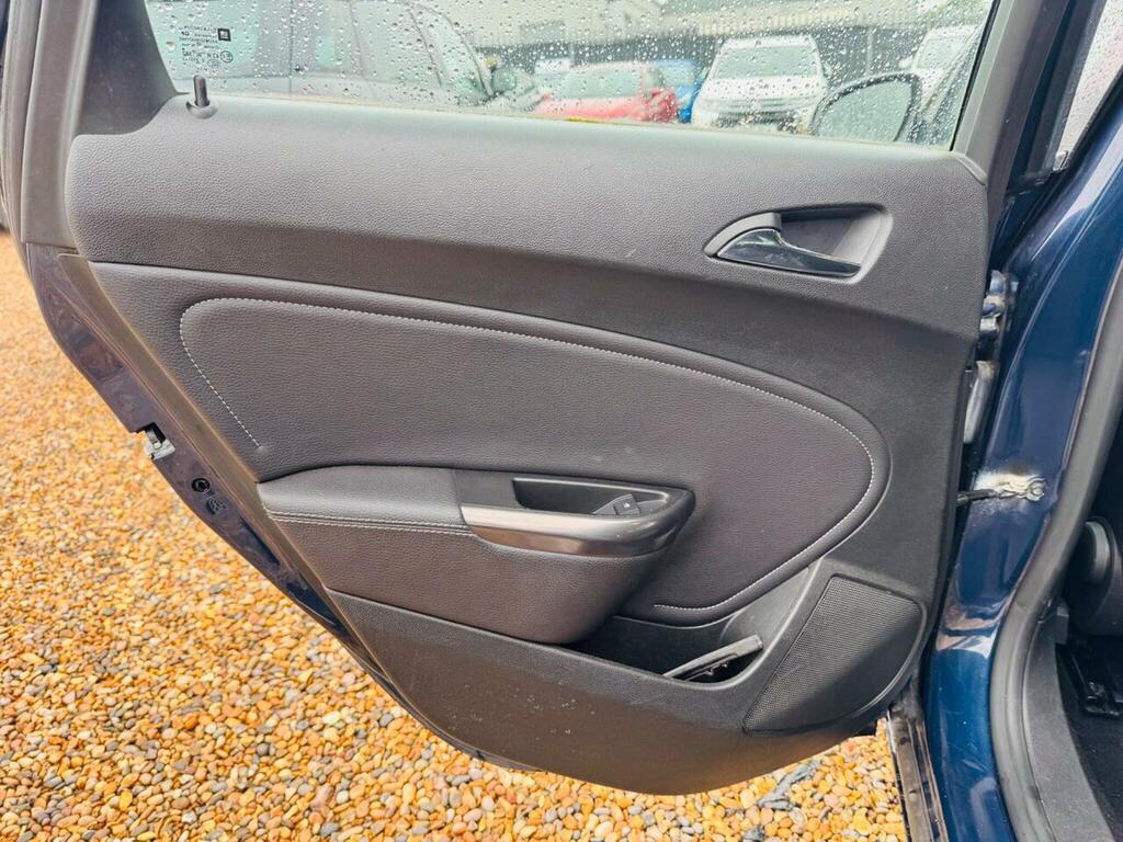 Vauxhall Astra Exite Black #15