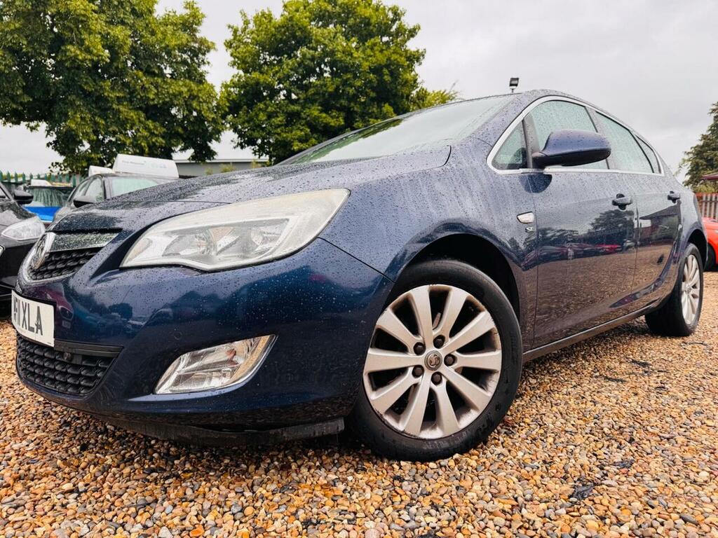 Vauxhall Astra Exite Black #3