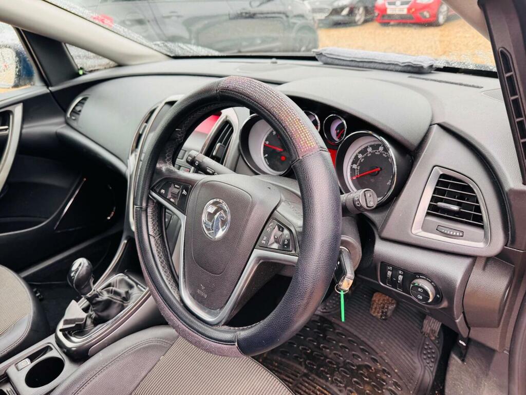 Vauxhall Astra Exite Black #27