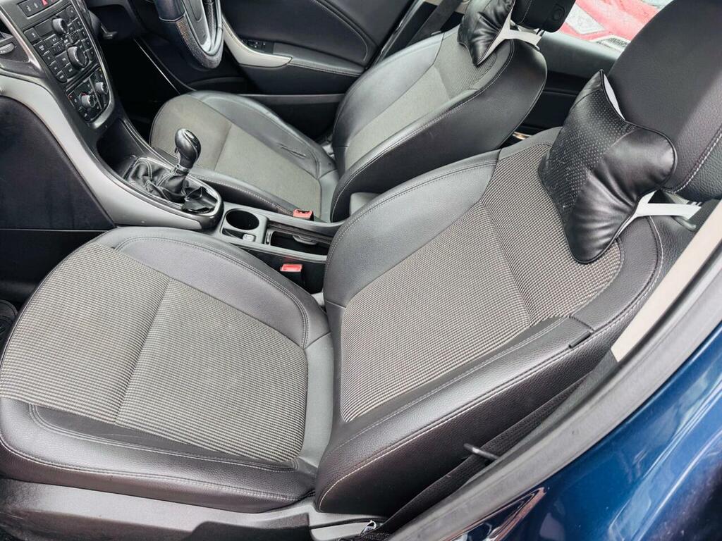 Vauxhall Astra Exite Black #24