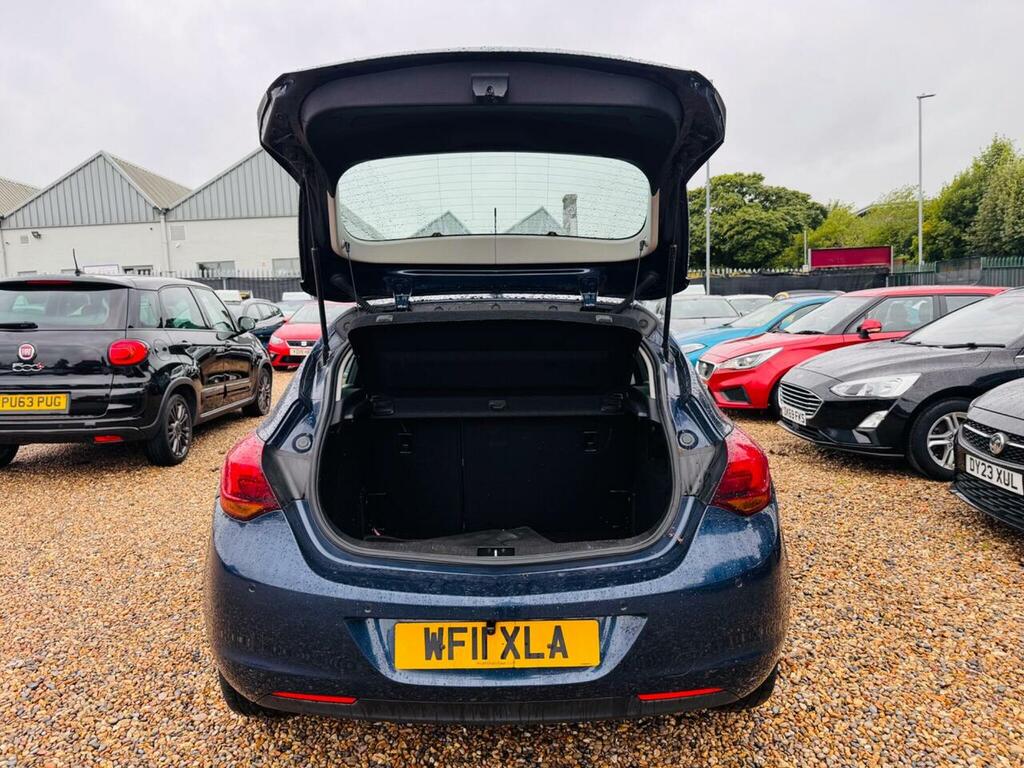 Vauxhall Astra Exite Black #22