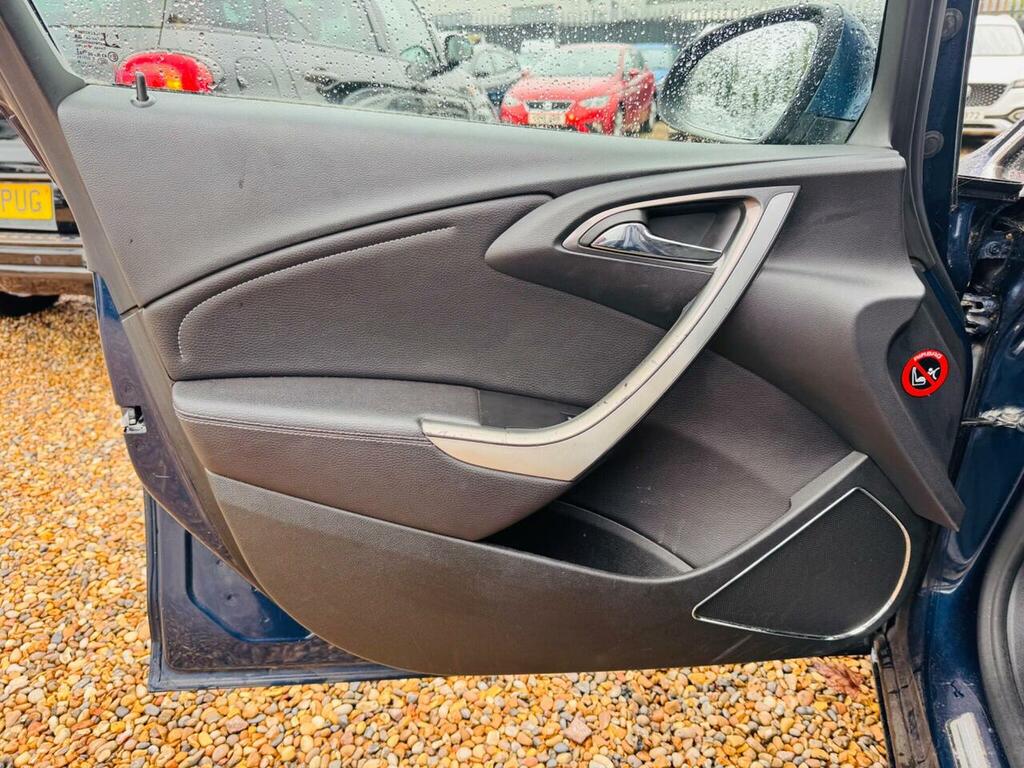 Vauxhall Astra Exite Black #14