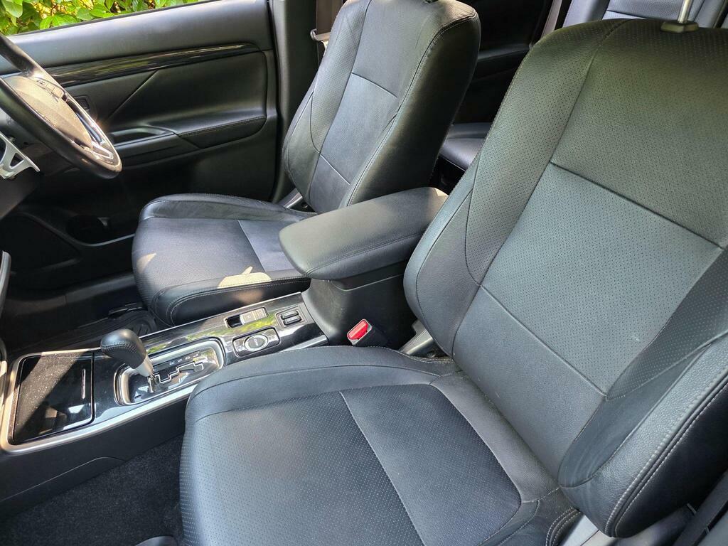 Mitsubishi Outlander 2.2 Di-d 4 4Wd Euro 6 Black #4