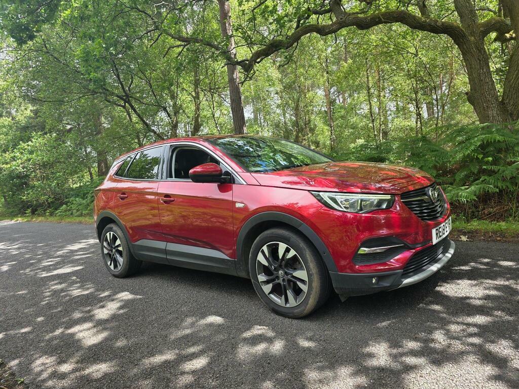 Vauxhall Grandland X 1.2 Turbo Sport Nav Euro 6 S S Red