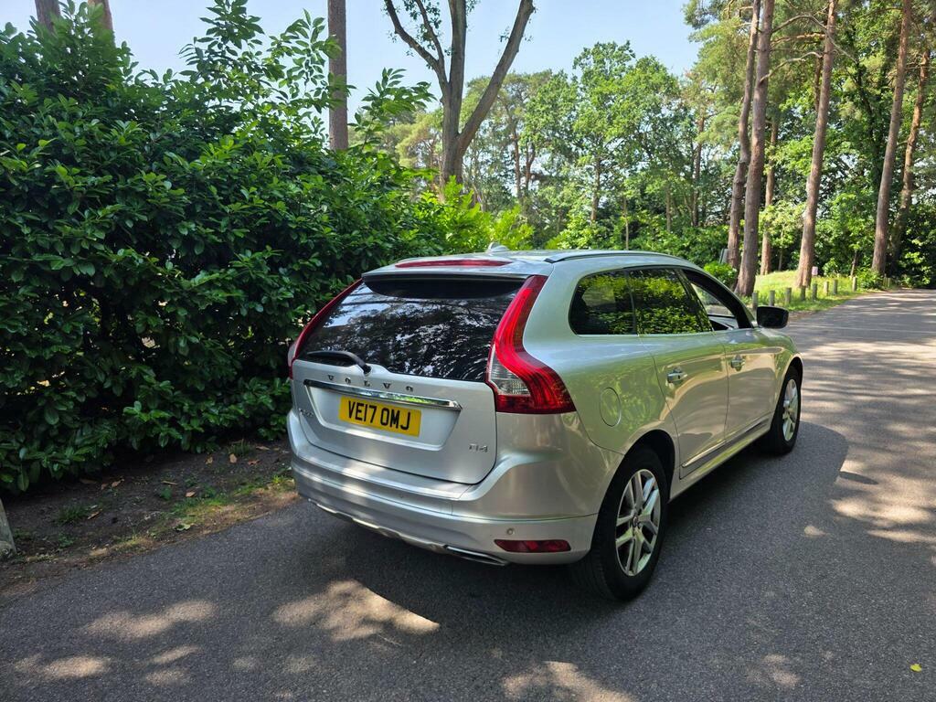 Volvo XC60 D4 190 R Design Nav Grey #44