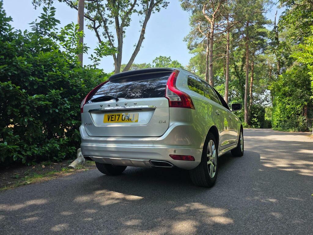 Volvo XC60 D4 190 R Design Nav Grey #42