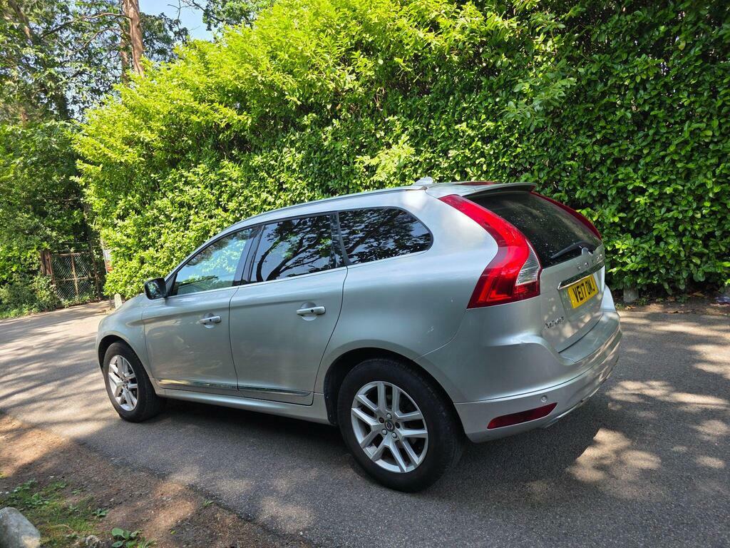 Volvo XC60 D4 190 R Design Nav Grey #40