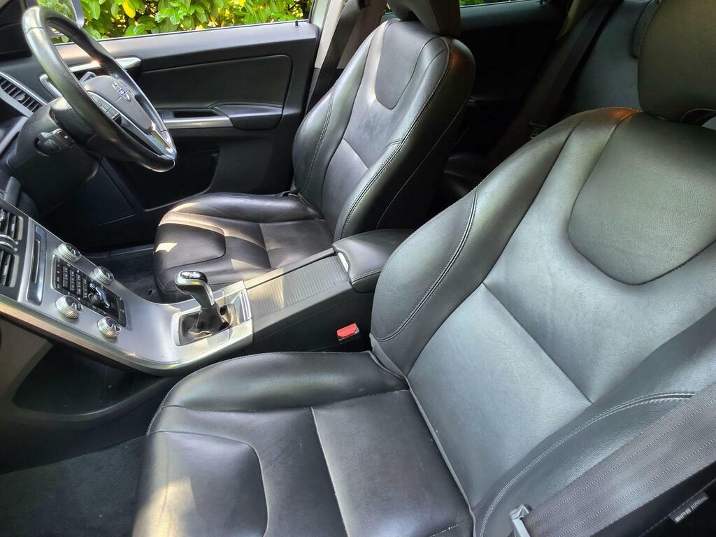 Volvo XC60 2.0 D4 Se Lux Nav Euro 6 S S Silver #3
