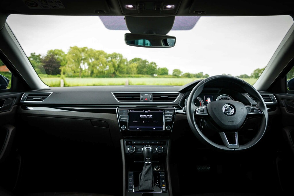 Skoda Superb Laurin Klement Estate Dsg 4Wd Euro 6 Ss  #3