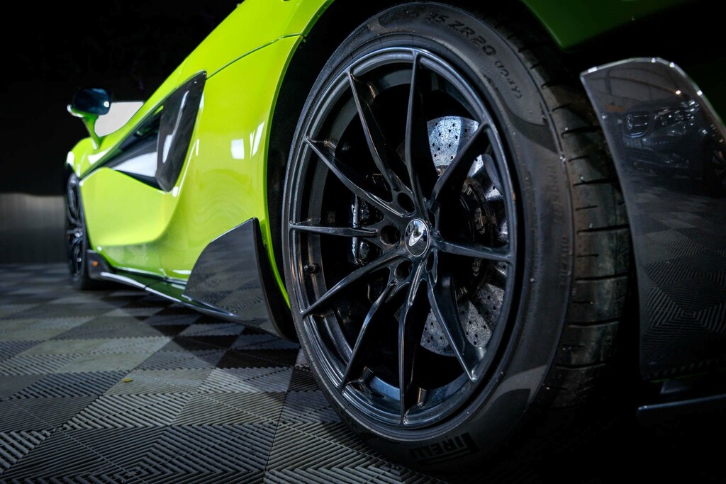 McLaren 600LT Coupe  #24