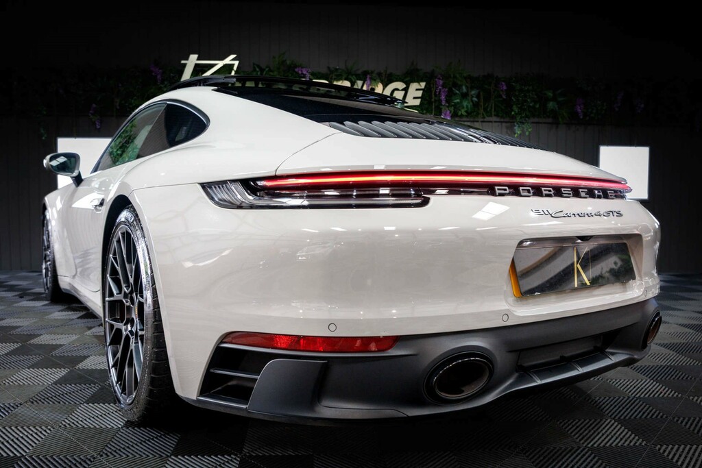 Porsche 911 201363 991 Carrera 4S Low Miles Best Example Grey #21