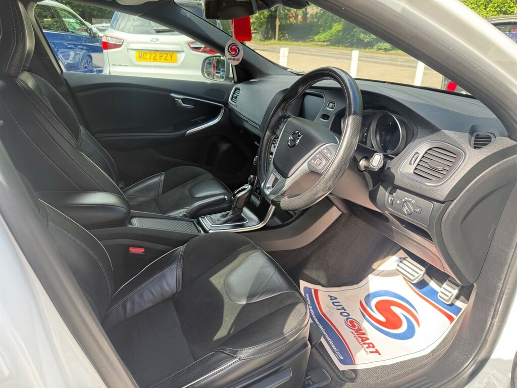 Volvo V40 T2 R-design Nav Plus Grey #9