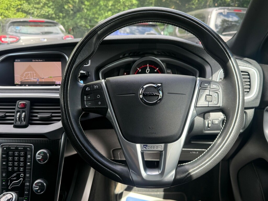 Volvo V40 T2 R-design Nav Plus Grey #16