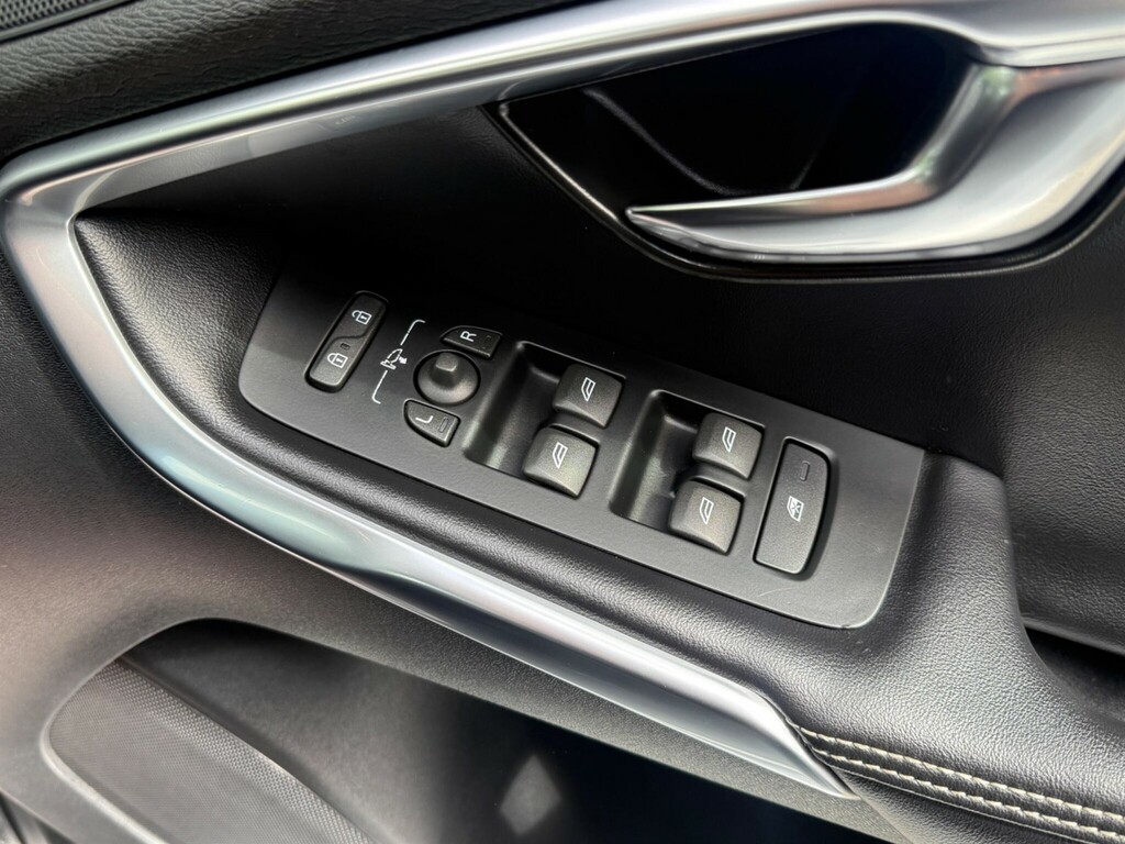 Volvo V40 T2 R-design Nav Plus Grey #14