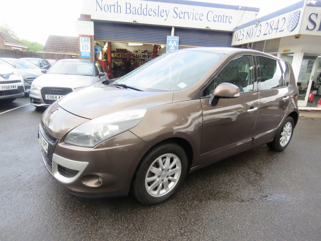 Renault Scenic 1.5 Dci Privilege Tomtom Edc Euro 5 Brown