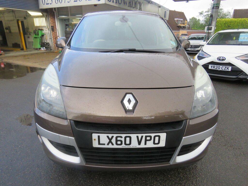 Renault Scenic 1.5 Dci Privilege Tomtom Edc Euro 5 Brown #3