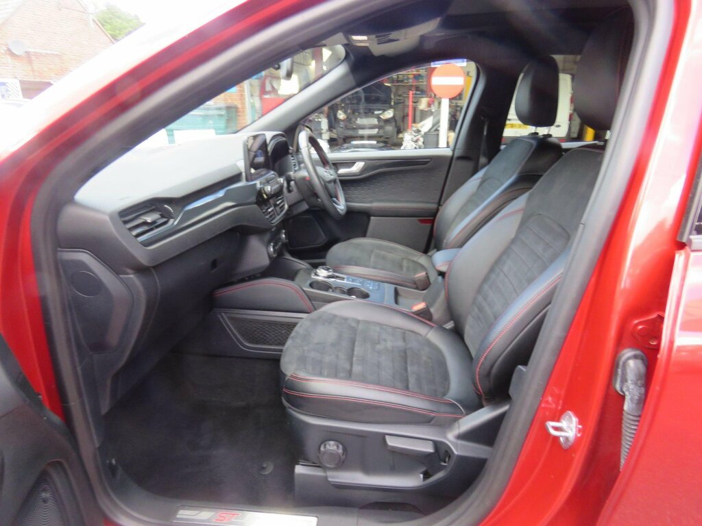 Ford Kuga 1.5 Ecoblue Titanium 2020 Black #29