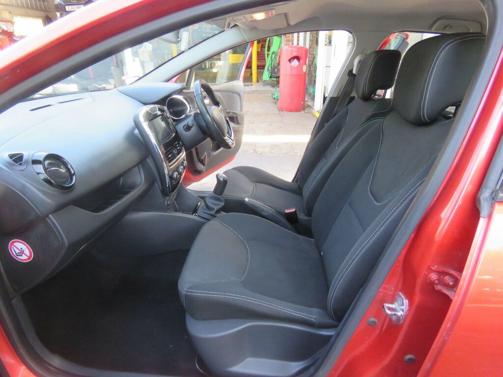 Renault Clio 1.2 16V Dynamique Medianav Euro 5 Red #6