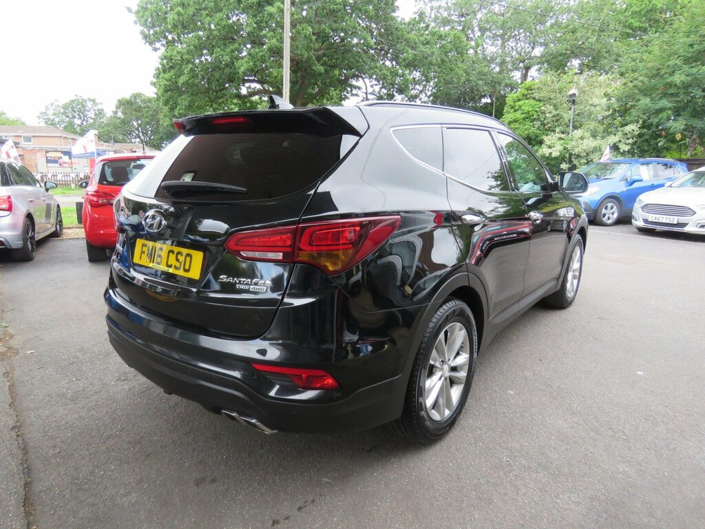 Hyundai Santa Fe 2.2 Crdi Blue Drive Premium 4Wd Euro 6 Ss Black #6