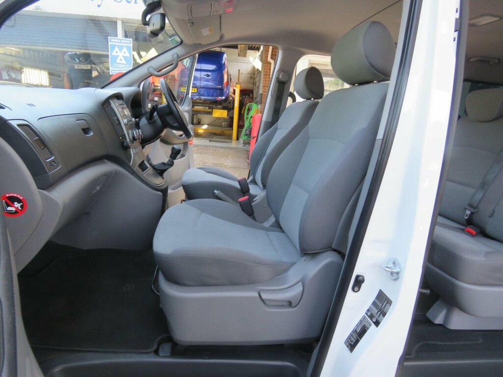 Hyundai I800 Crdi Style Silver #37