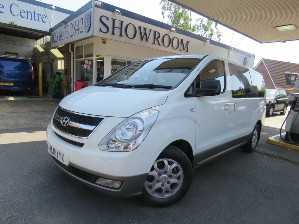 Hyundai I800 Crdi Style Silver #24