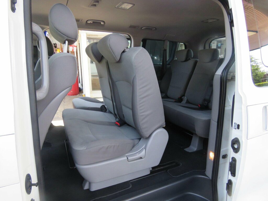 Hyundai I800 Crdi Style Silver #32