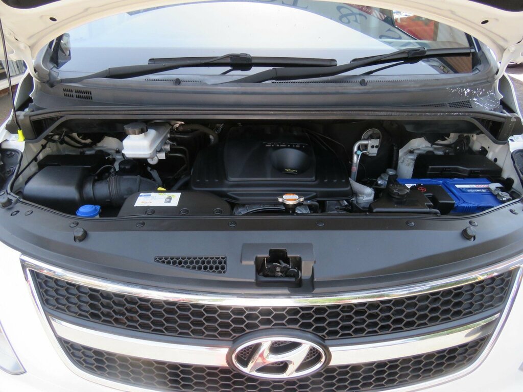 Hyundai I800 Crdi Style Silver #49